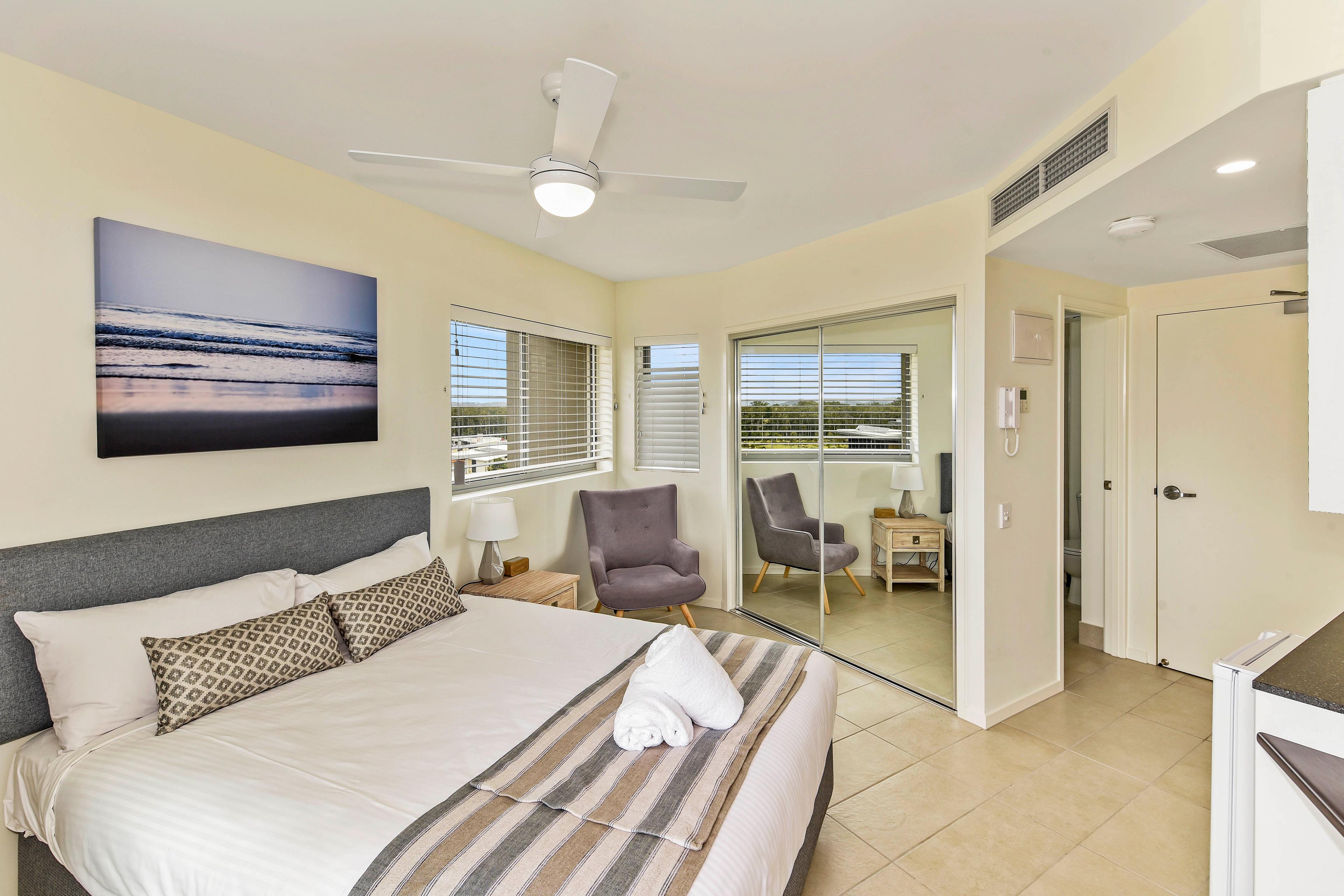 North Shore Oceanside Kawana Studio - No Car Park